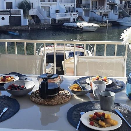 Casa Blue Port Banyuls Empuriabrava Vila Exterior foto